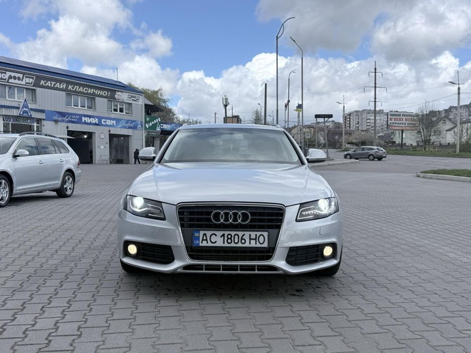 Audi A4–B8/8K-2009рік