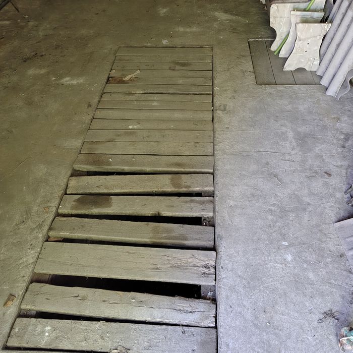 Гараж на масиві старого горгазу