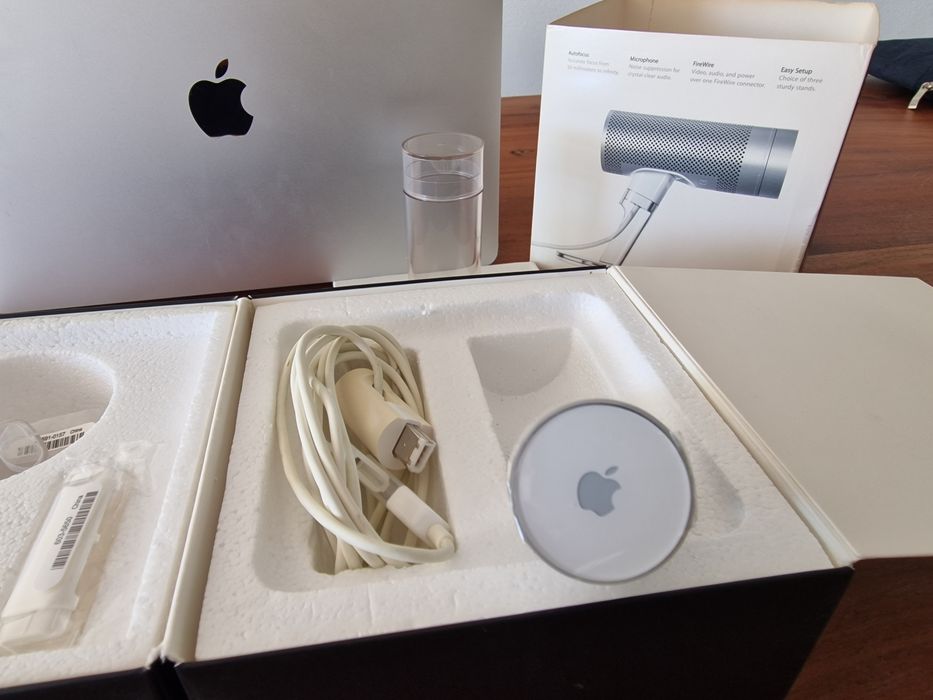 Apple webcam iSight