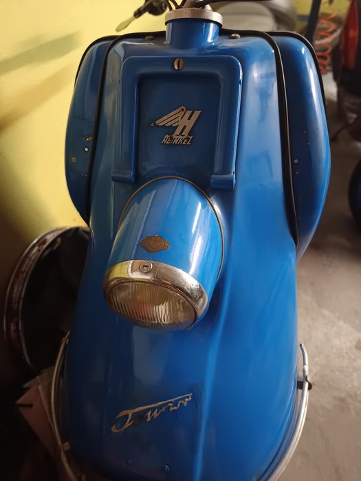 Mota clássica heinkel tourist