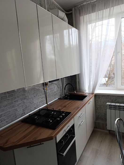 Сдам 2ком.квартиру на Холодной горе на длительный срок