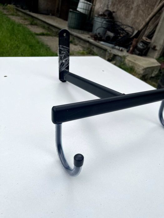 Wieszak hak ścienny metalowy  na rower – solidny i mocny / uchwyt