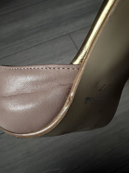 Szpilki różowo-złote R.Polański roz. 37