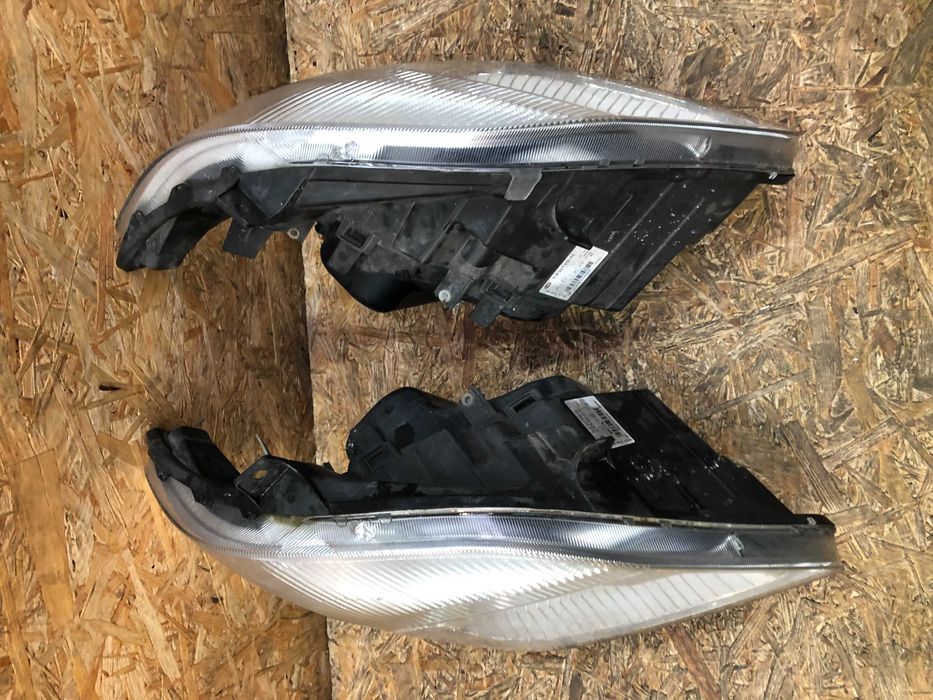Lampa/reflektor przedni lewy prawy Mercedes Sprinter 906