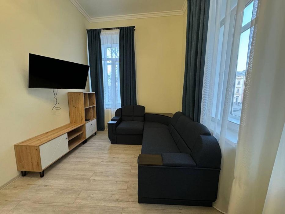 Dskmyf p 01/01/26/Оренда/Центр/2 квартира/Стометрівка/Франківськ.