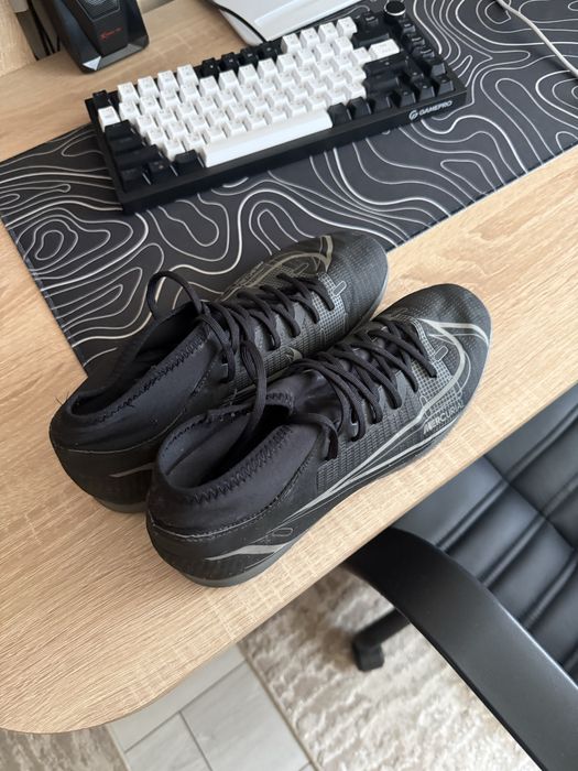 Сороконожки Nike Mercurial Superfly 8 (26.5см)