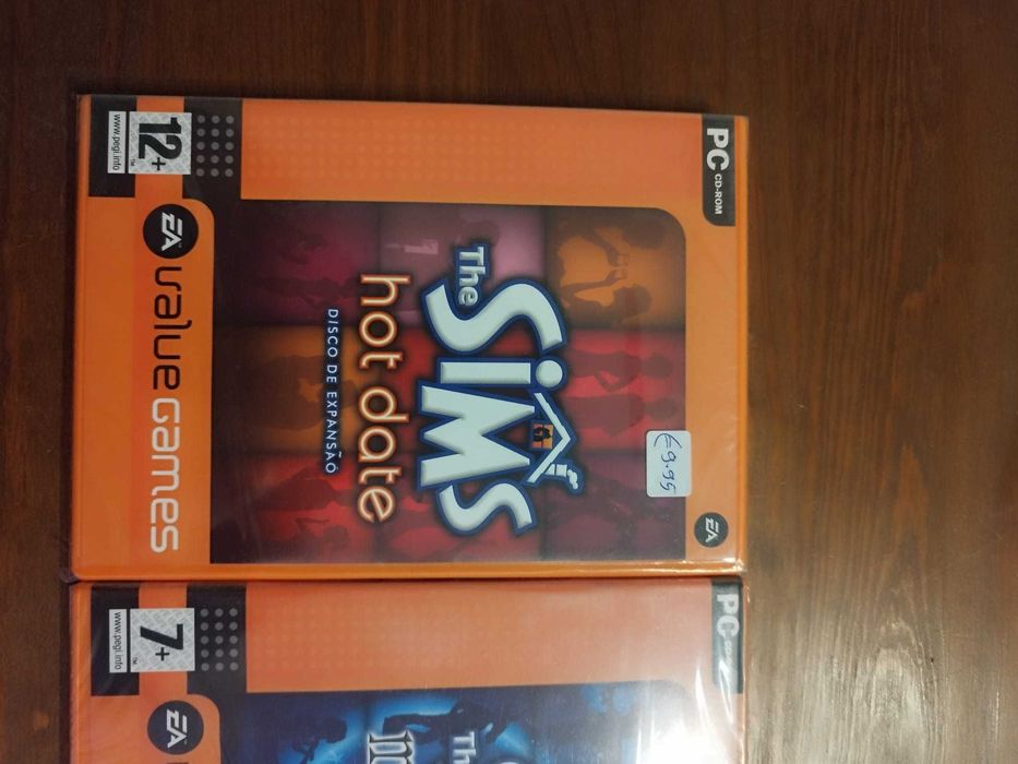 Vendo lote de 3 expansões de The Sims  para PC (CD-ROM) Selados