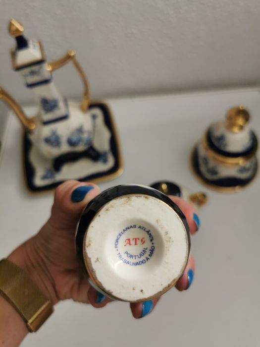 Various Porcelains428624239962378246