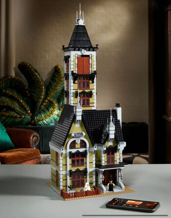 Lego Haunted House 10273