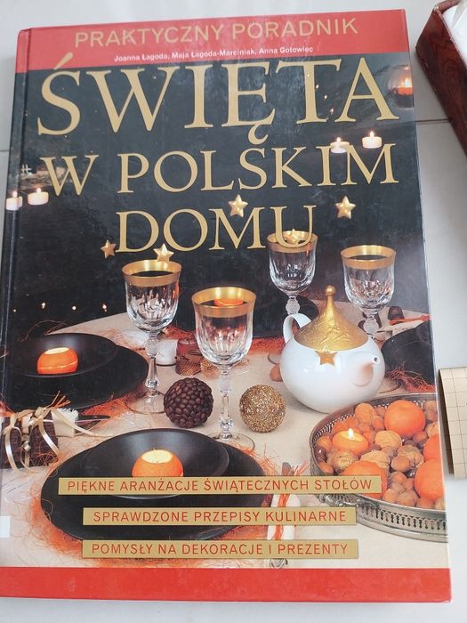 Zestaw Książka Święta w Polskim Domu i łopatka