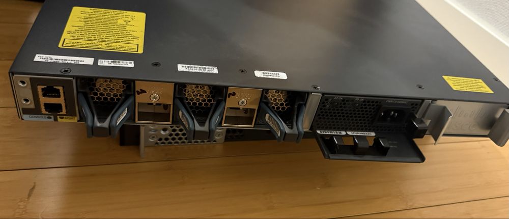 CISCO 3650 WS-C3650-48PS