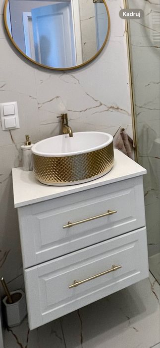 Sprzedam szafkę wraz z umywalką REA