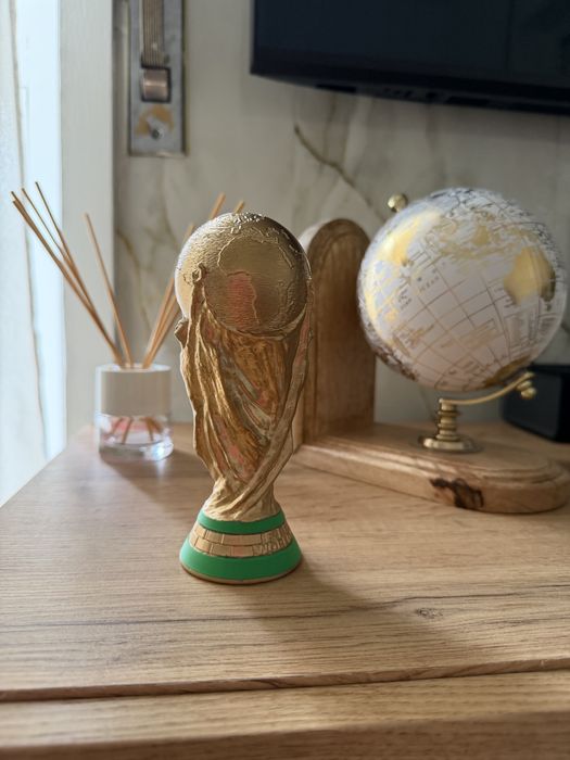 Réplica Taça Copa do Mundo Dourada