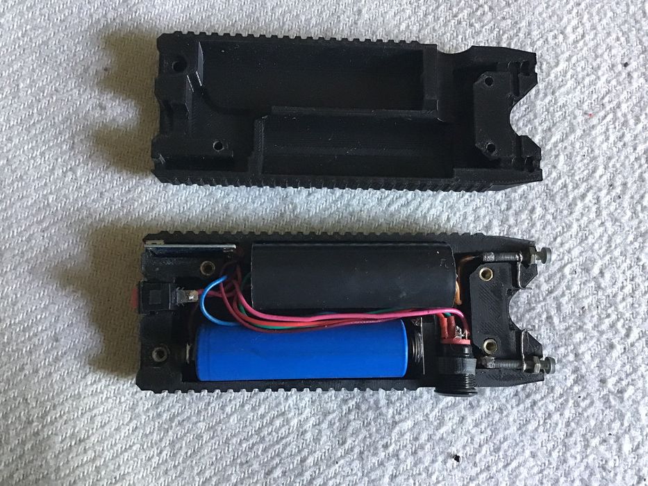 Електрична  аккумуляторна запальничка