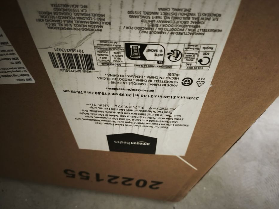 Vendo 2 cadeiras de exterior em veludo