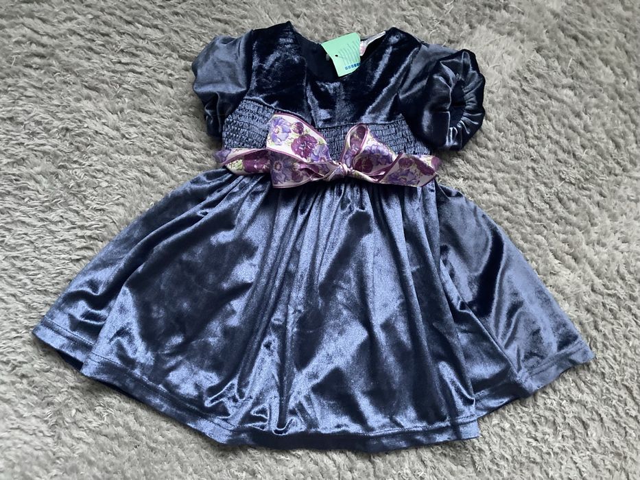 OKAZJA Wartosc okolo 300 z metkami Paka ubrań dla dziewczynki