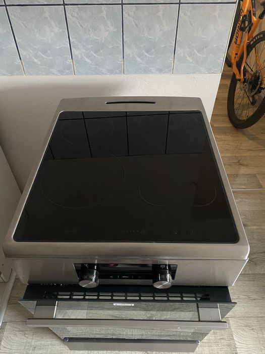 Nowa kuchenka elektryczna AMICA