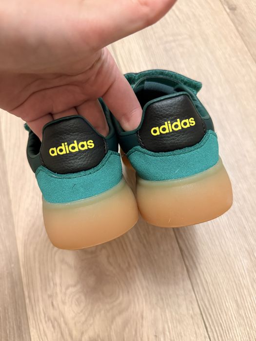 Кеди, кросівки adidas