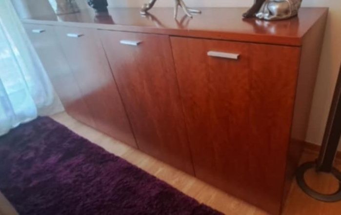 Mesa jantar cadeiras e aparador