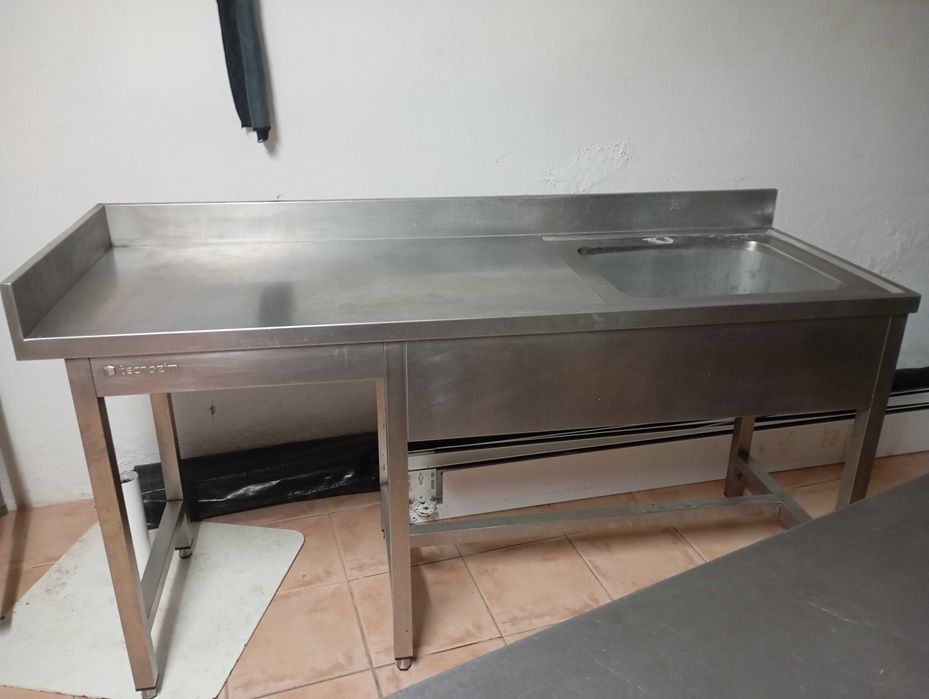 Balcão de inox lava loiça