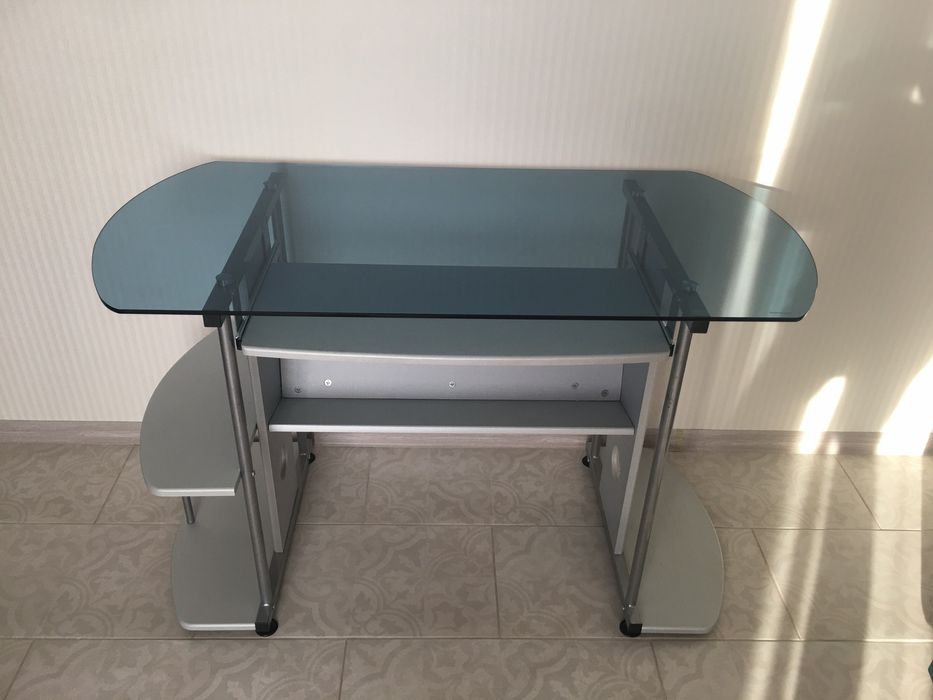 Продам стіл і стільчик