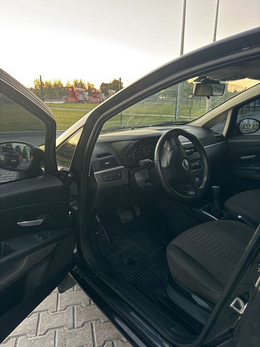 продам Fiat punto (grande) 1.4 чорний Автомат