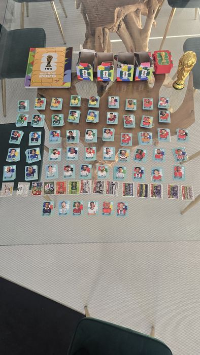 Cromos mundial 2026 panini 800+ sem ser repetidos