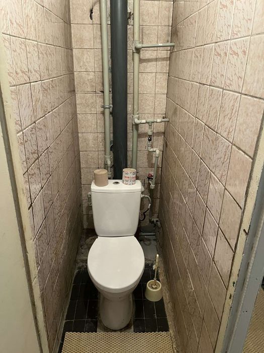 Сдам 2 кв м Студенческая, Валентин. 4000 гр. торг. Военных можно.  .