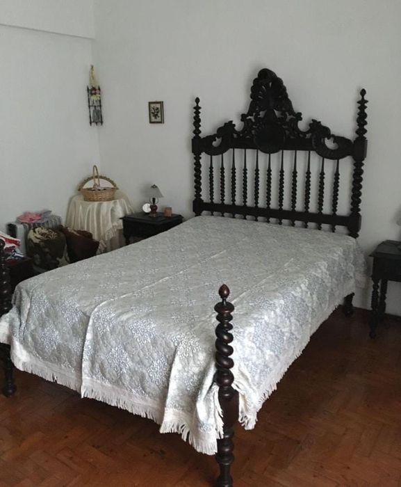 Cama de casal madeira