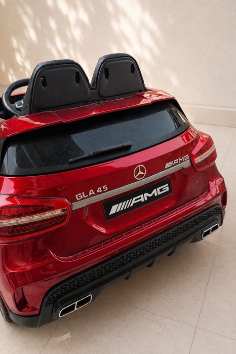 Mercedes GLA 45 AMG auto na akumulator Premium – gumowe koła