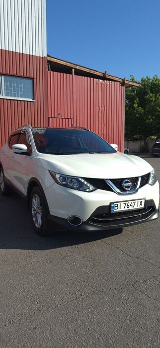 Nissan Qashqai. .