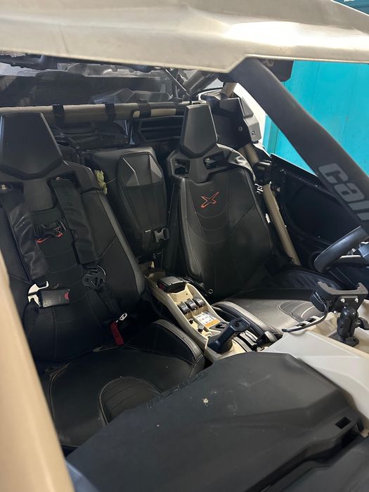 Wynajem Maverick x3 XRC