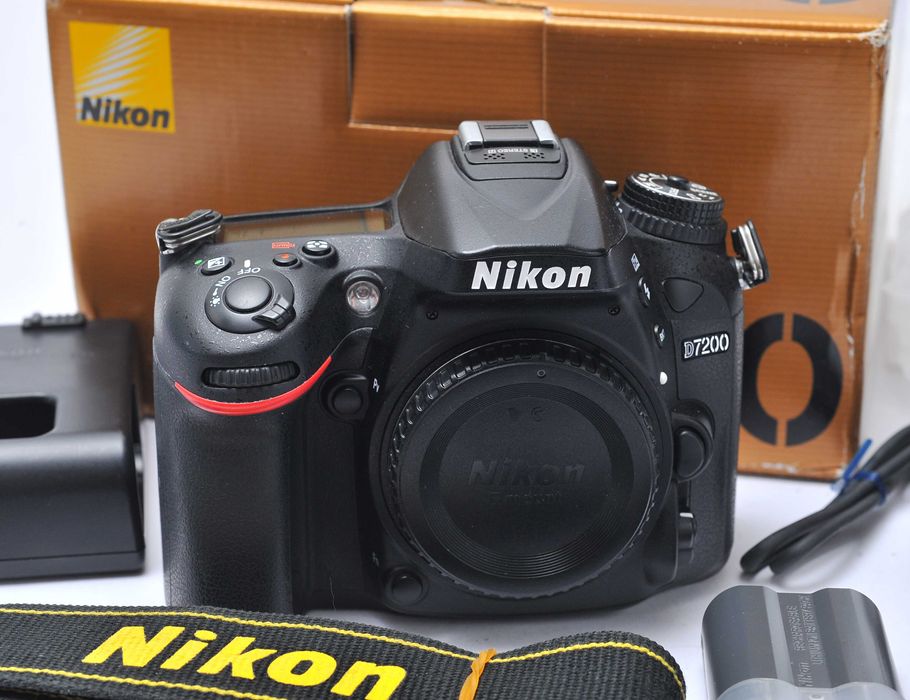 Nikon D7200 (excelente estado)