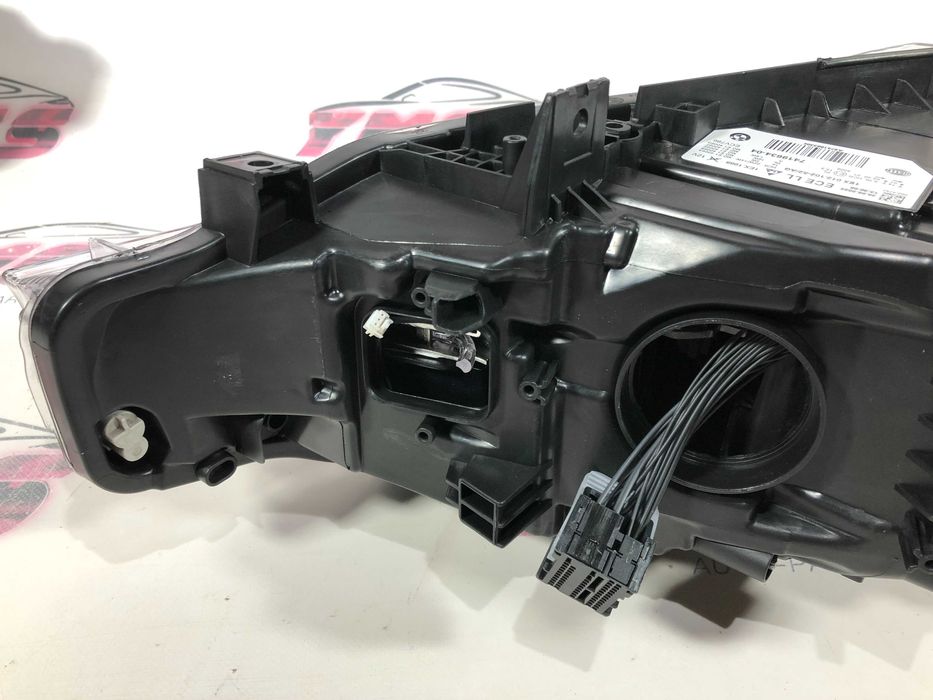 Farol Frente Otica BMW F30 F31 SERIE 3 Direito Original