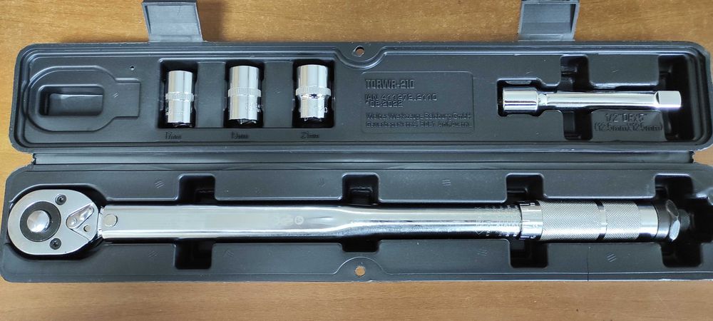 Динамометричний ключ, подарунок чоловікам