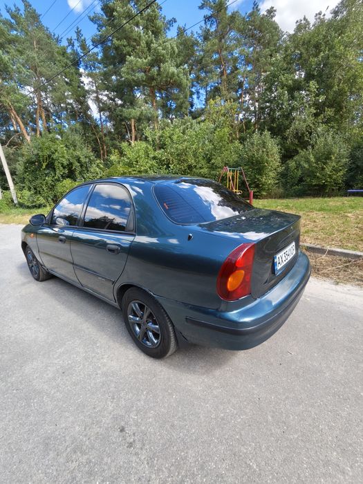 Daewoo Lanos SE  в гарному стані
