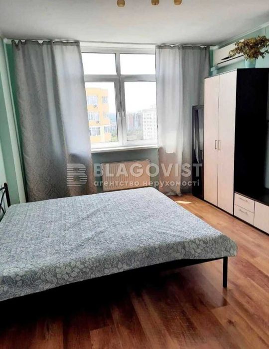 Продаж 1-к квартири 52 м. ЖК Паркові озера, М.Дарниця, парк Перемога