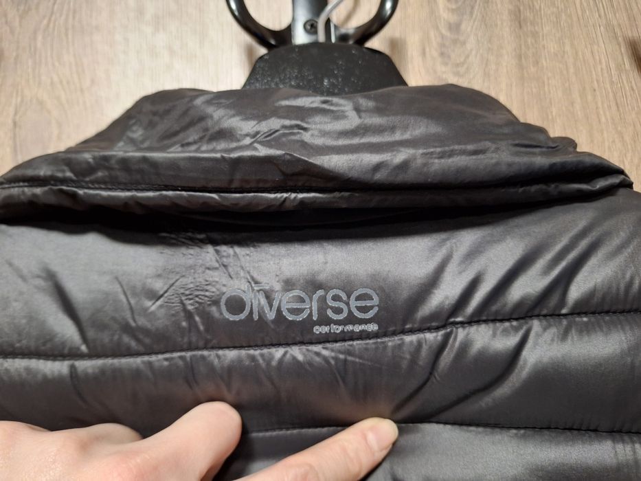 Zgrabna kamizelka damska czarna diverse xs