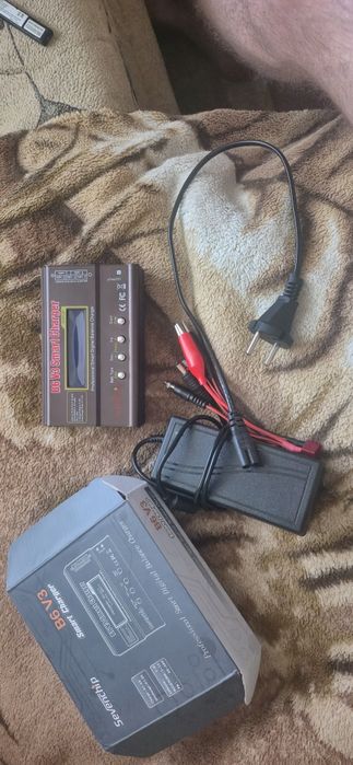 Інтелектуальна зарядка B6 V3 SMART CHARGER