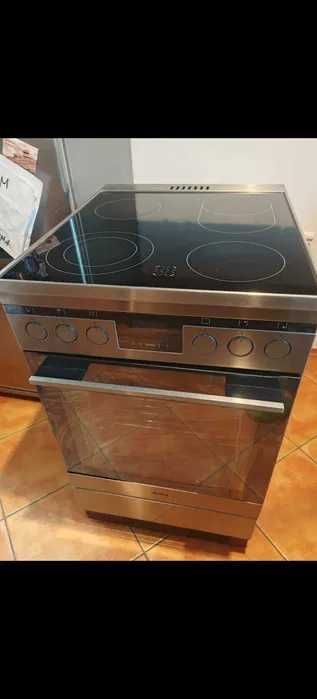 продам Електрична електро плита плита Bosch HCA744 гарантія доставка