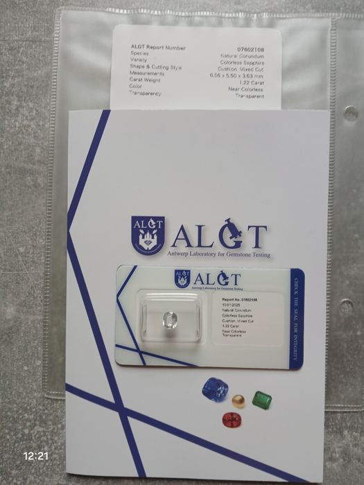 Kamień Szafir bezbarwny 1, 22 ct