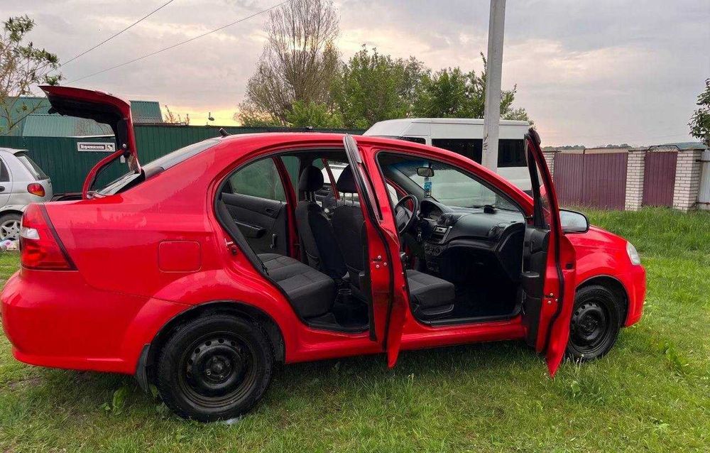 Автомобіль Chevrolet Aveo