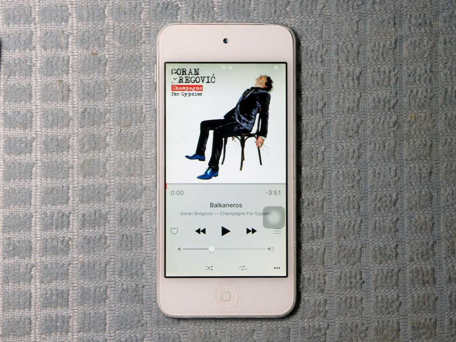 iPod Touch 5G 64Gb, нова батарея, чохол Otterbox