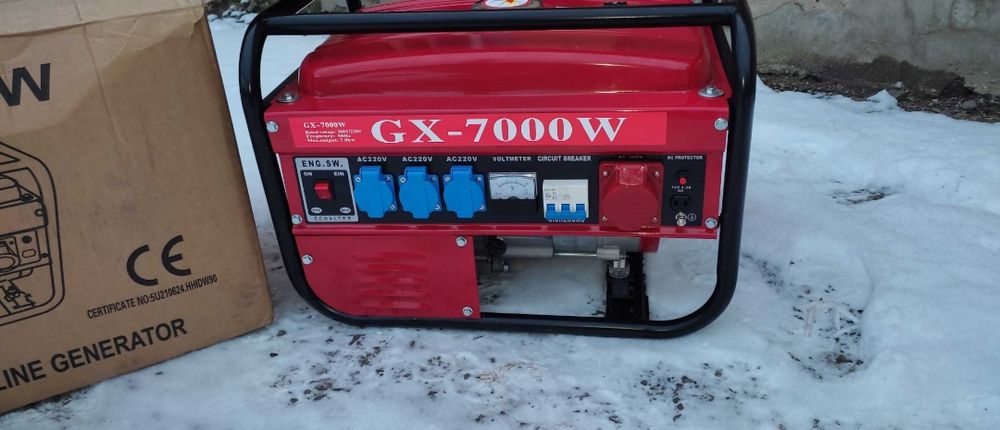 Продам бензиновий генератор на 7000W