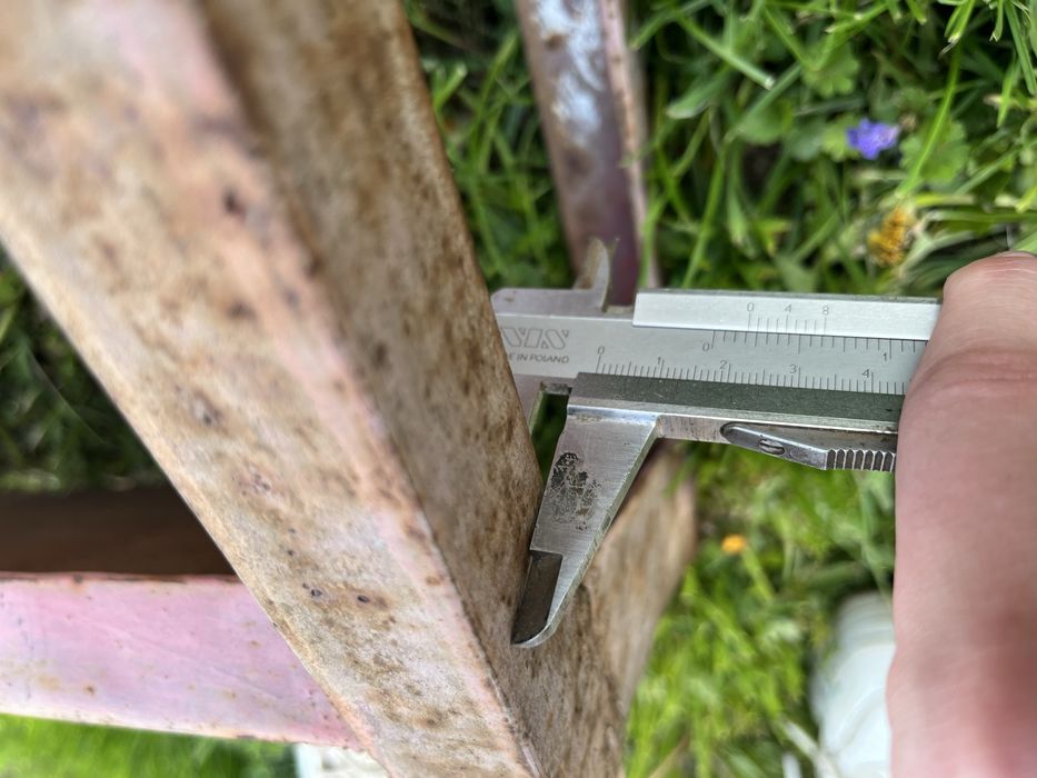 Schody stalowe  zewnętrzne gruby profil