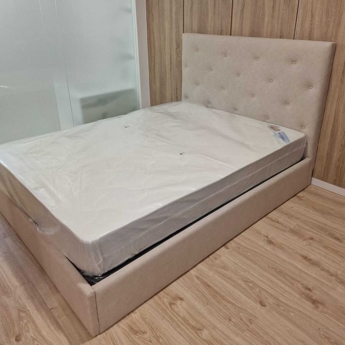 Camas de Casal Estofadas de Luxo 199€ Disp. em Várias Cores! 190x140m!