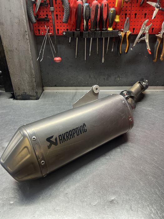 Ktm 890 790 adventure r akrapovic wydech koncowka slip on