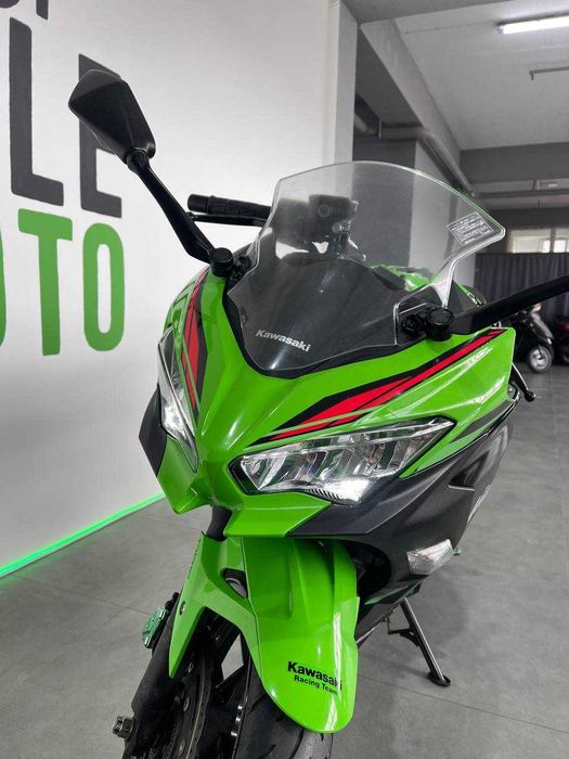 Мотоцикл Kawasaki Ninja 400