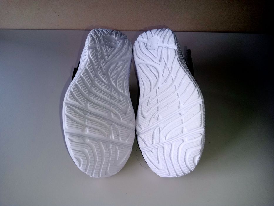 Under Armour nr 29.5--19 cm