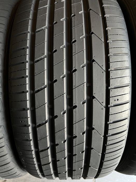 285/35/22 R22 Hankook Ventus S1 Evo2 4шт новые